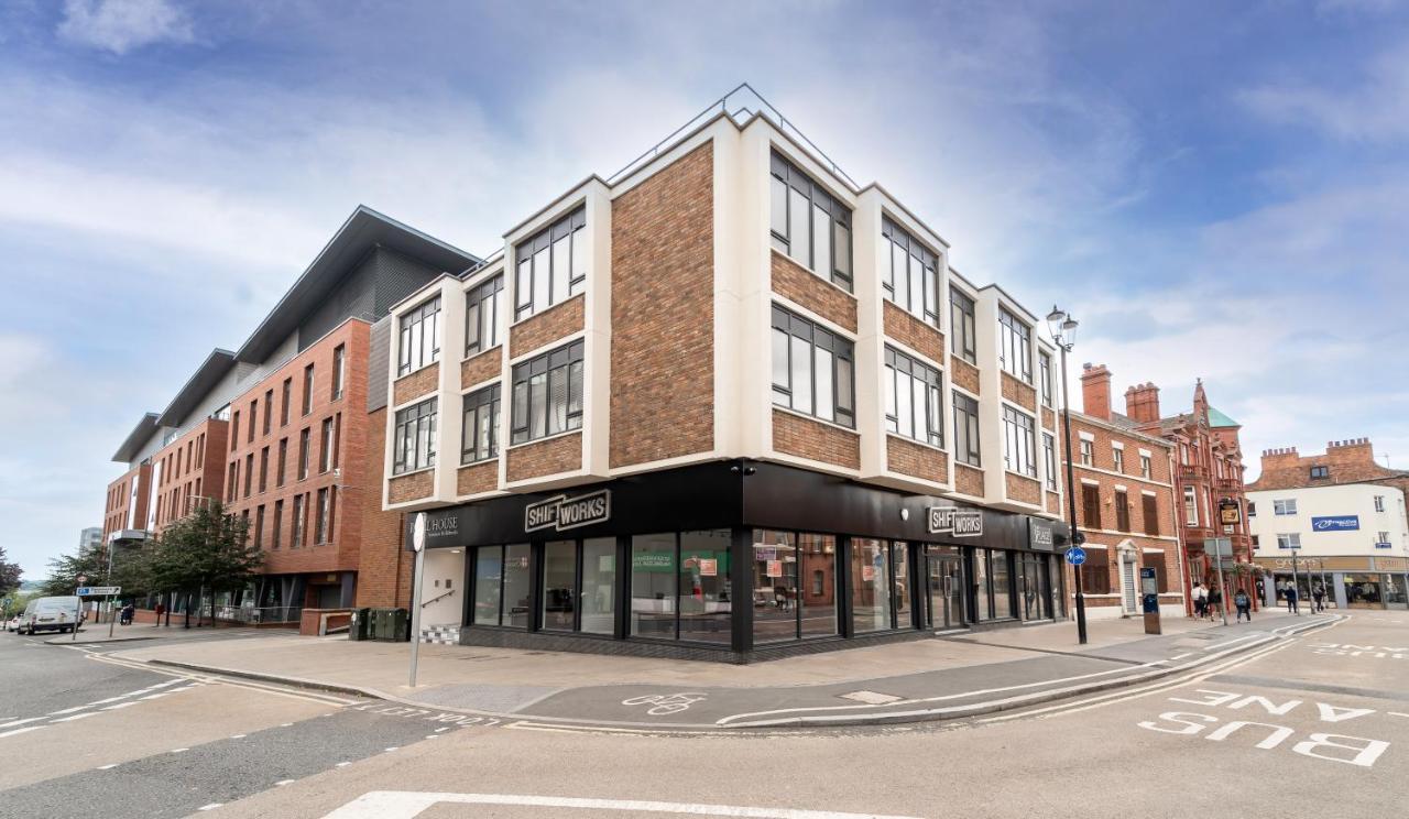 Royal House Stylish Apartments - Τσέστερ Εξωτερικό φωτογραφία