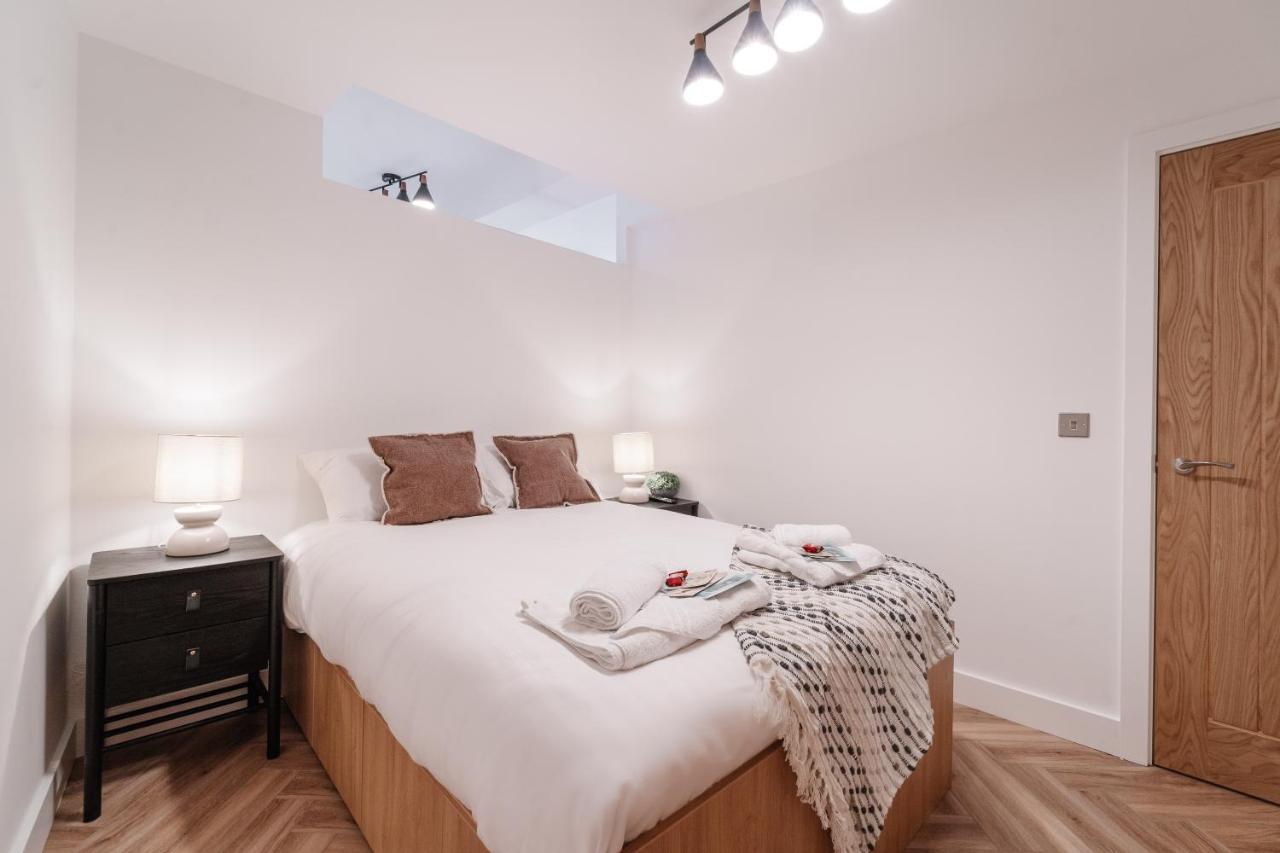 Royal House Stylish Apartments - Τσέστερ Εξωτερικό φωτογραφία
