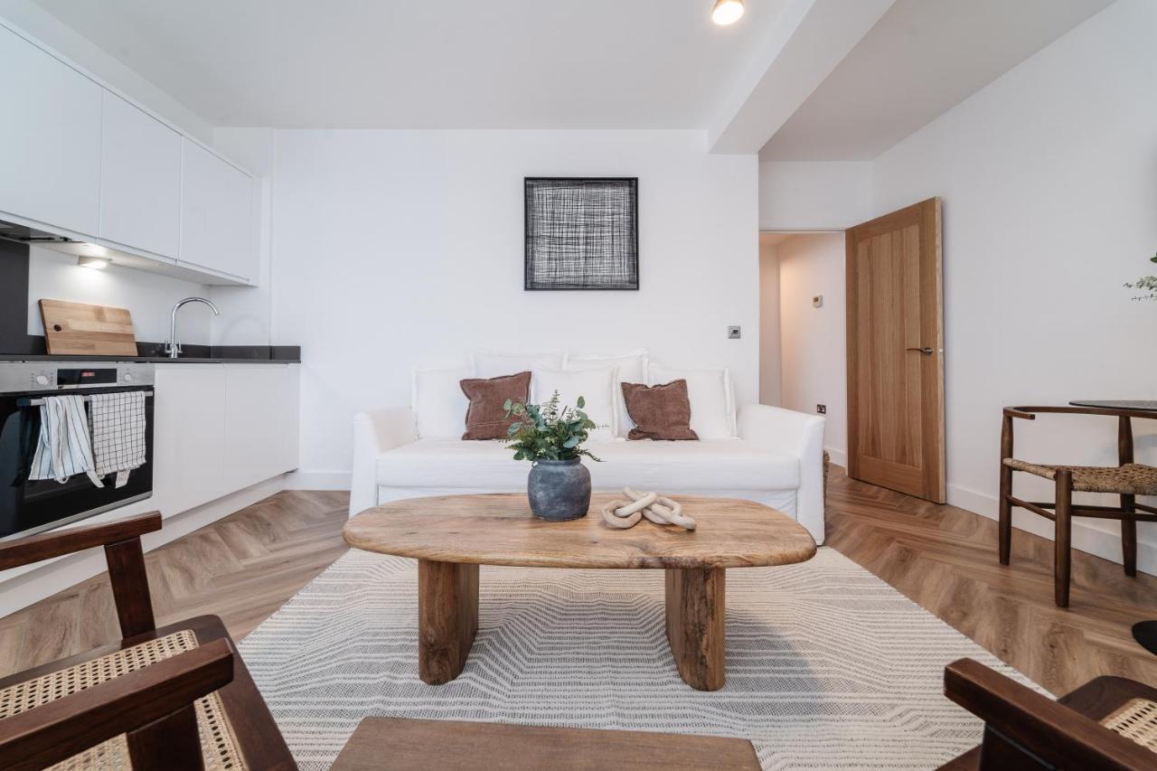 Royal House Stylish Apartments - Τσέστερ Εξωτερικό φωτογραφία