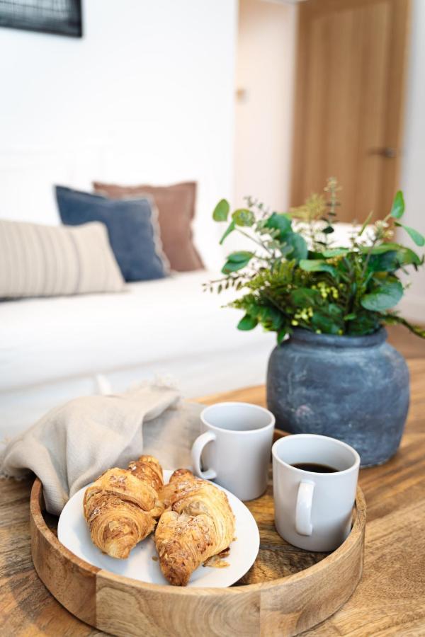 Royal House Stylish Apartments - Τσέστερ Εξωτερικό φωτογραφία