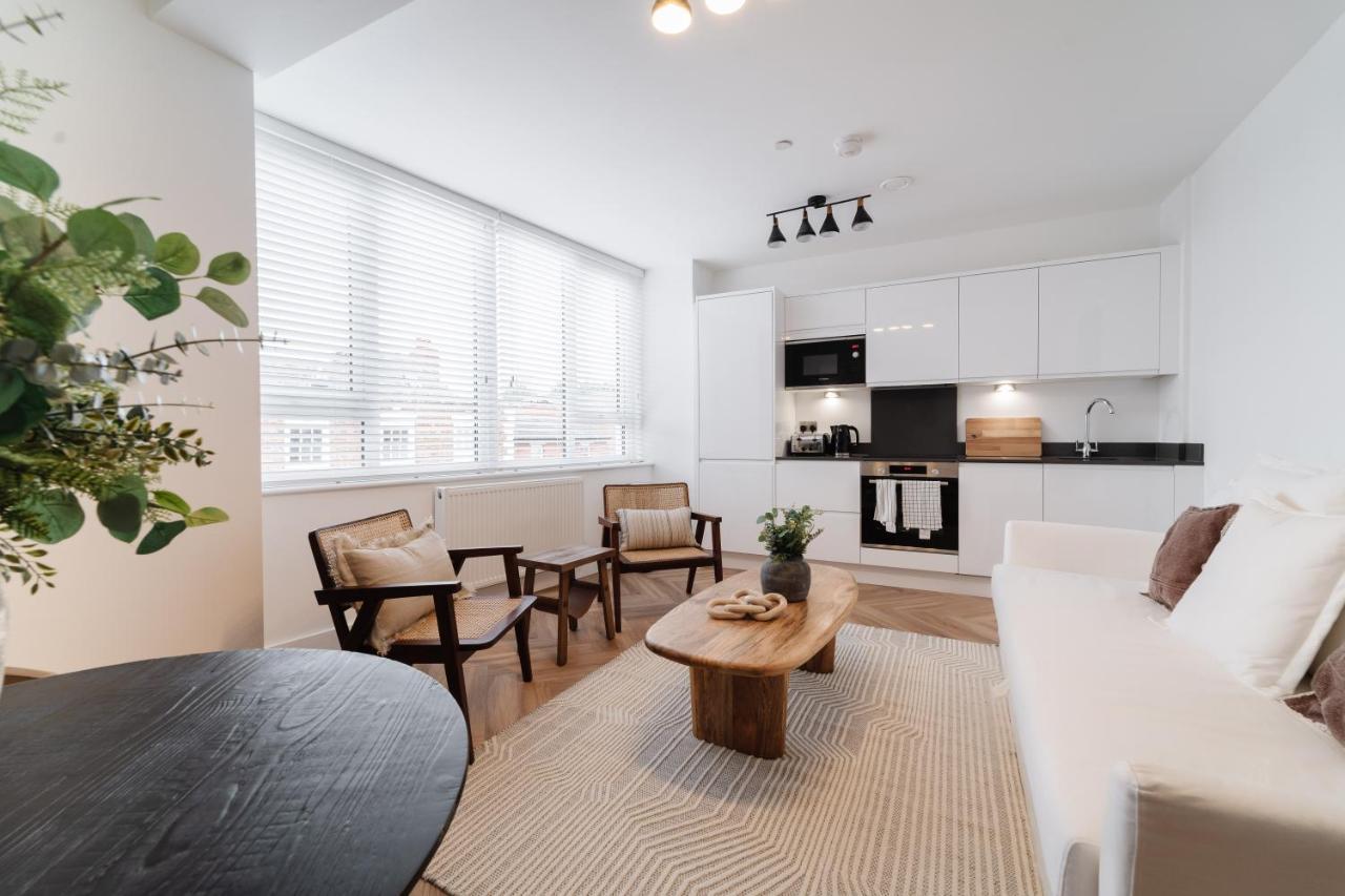 Royal House Stylish Apartments - Τσέστερ Εξωτερικό φωτογραφία