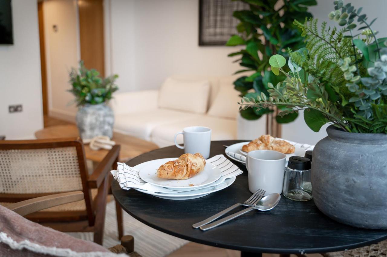 Royal House Stylish Apartments - Τσέστερ Εξωτερικό φωτογραφία