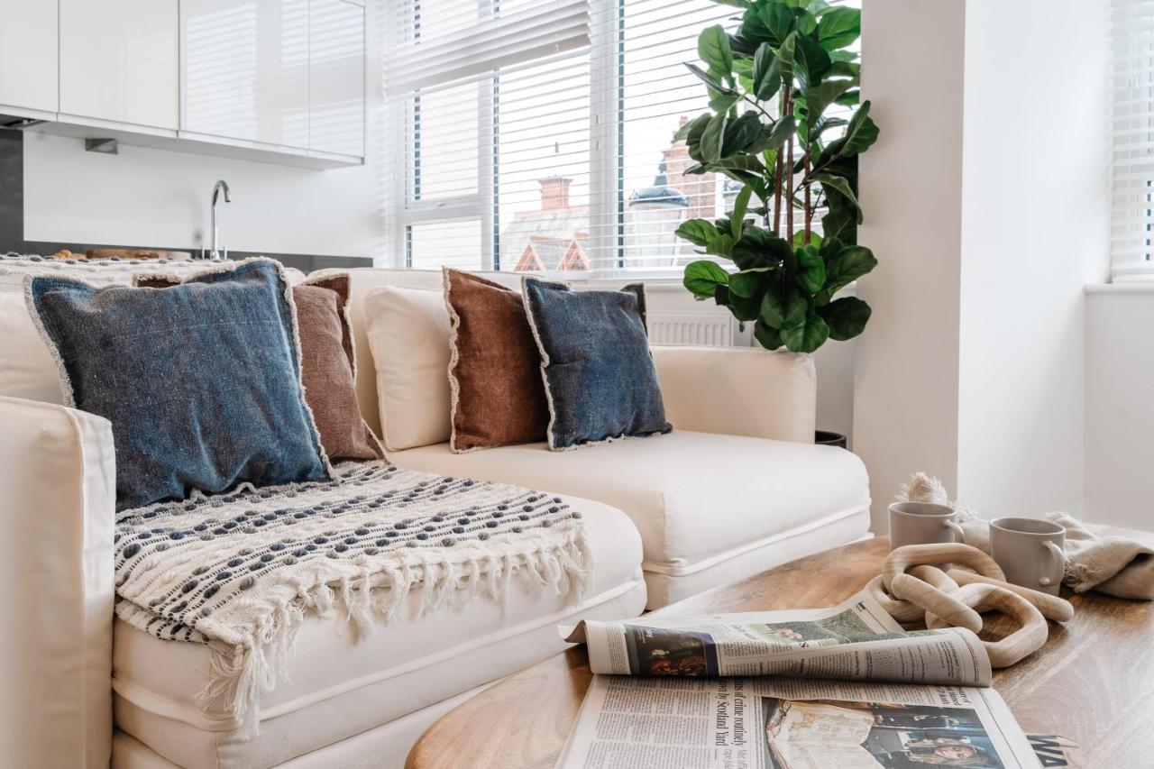 Royal House Stylish Apartments - Τσέστερ Εξωτερικό φωτογραφία