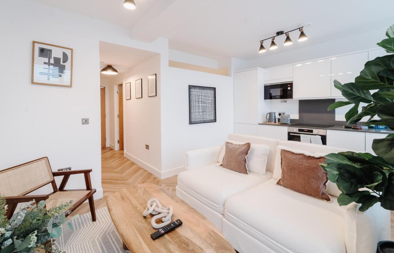 Royal House Stylish Apartments - Τσέστερ Εξωτερικό φωτογραφία