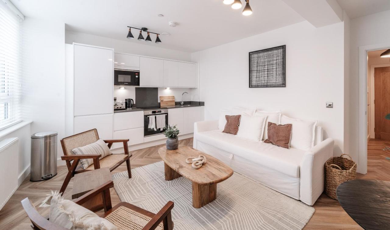 Royal House Stylish Apartments - Τσέστερ Εξωτερικό φωτογραφία