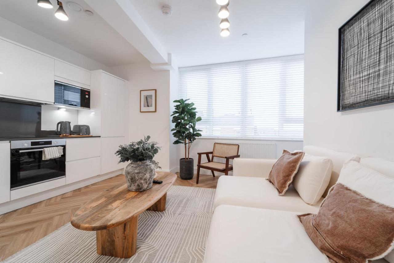 Royal House Stylish Apartments - Τσέστερ Εξωτερικό φωτογραφία